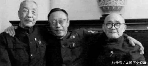 故人|溥仪晚年带妻子参观故宫,偶遇一位故人,惊慌失措上前打招呼!