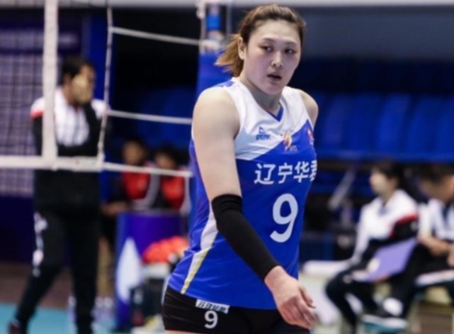 郎平|女排最強(qiáng)重炮手露面，疑似整容大變樣，曾因過(guò)胖被郎平放棄？