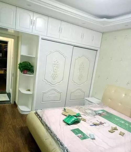 背景墙|新房正在通风中,全屋漂亮极了,儿子天天吵着搬新家,忍不住晒