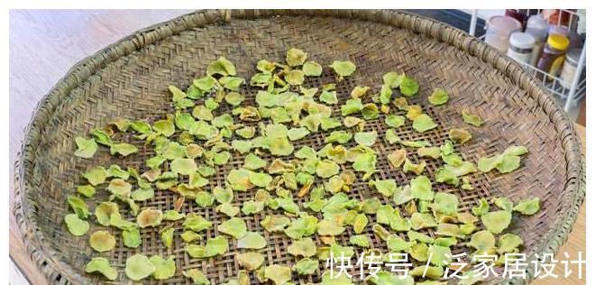莴笋干|教你在家晒莴笋干，1次晒10斤不够吃，做法简单，放12个月不