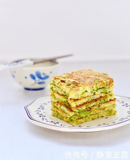  一个萝卜，两个鸡蛋，这样做超好吃，不炒不炸，香酥可口，真香