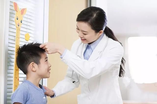 吃饭|你家娃很瘦，干吃不长？可能跟吃饭时的习惯有关，注意避开两个坑