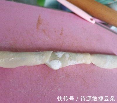 gt|饺子皮葱油饼教程,百吃不腻!