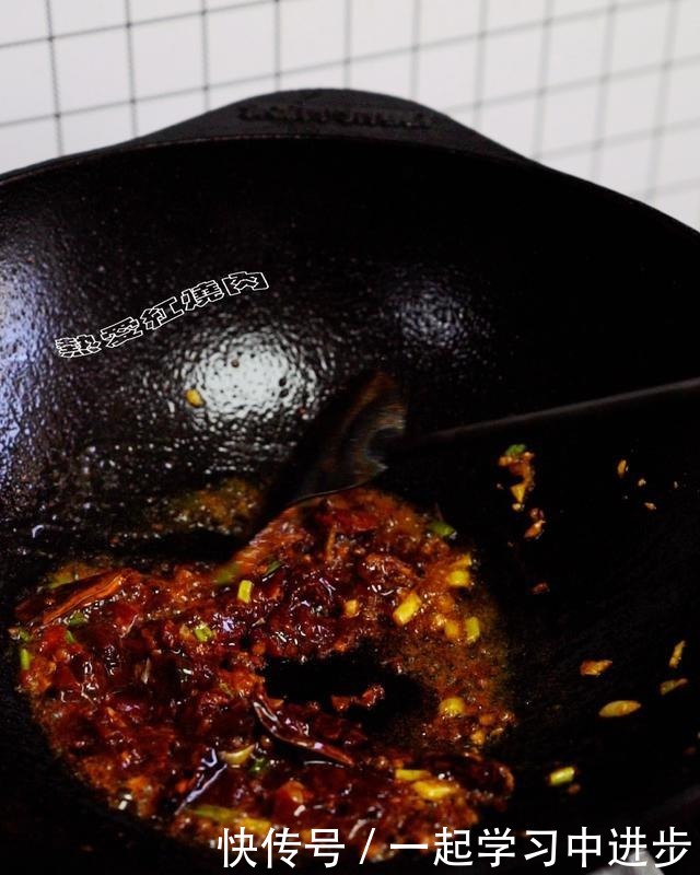 鸡胸肉的这个做法超好吃,又滑又嫩麻又辣,鲜香开胃真下饭!