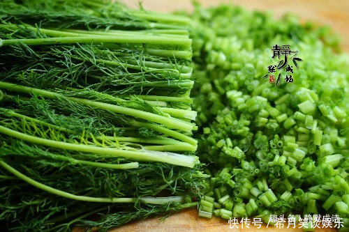 吃腻|此馅儿的饺子太香了,从小吃到大,几十年不曾吃腻,北方人都懂