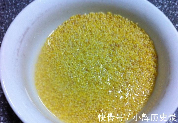营养物质|煮小米粥，最忌直接下锅，厨师长分享3个技巧，出锅粥香浓又黏稠