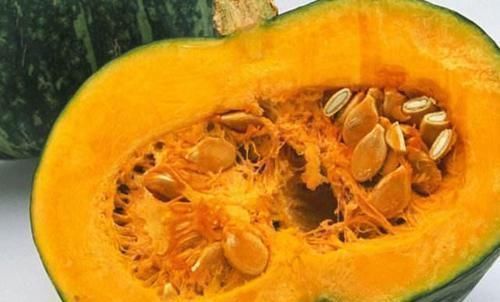 碳水化合物|南瓜和此物一起煮,睡眠好了,皱纹淡了,女性不想赘肉横生可试试