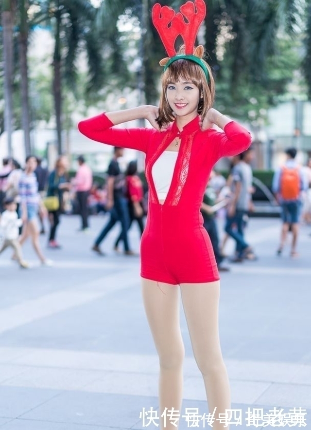 打扮|紧身打底裤富有质感的打扮,穿出女人知性美