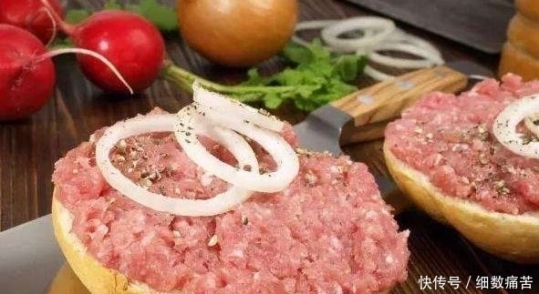 生猪肉|德国人敢吃生猪肉,韩国人敢吃生章鱼,中国人默默端出这道菜