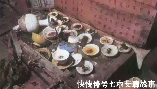 专家#这个墓里有桌千年前的饭菜,展示古人真实生活,专家:是接待进墓的人