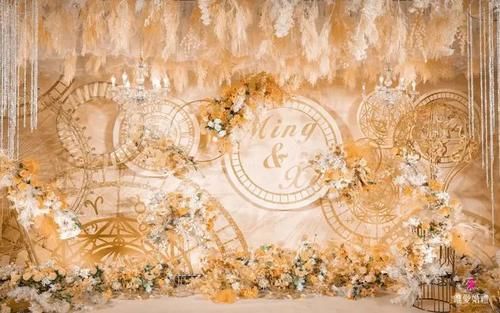 这场被赋予了干净纯粹气质的香槟色系婚礼，是你喜欢的风格吗？