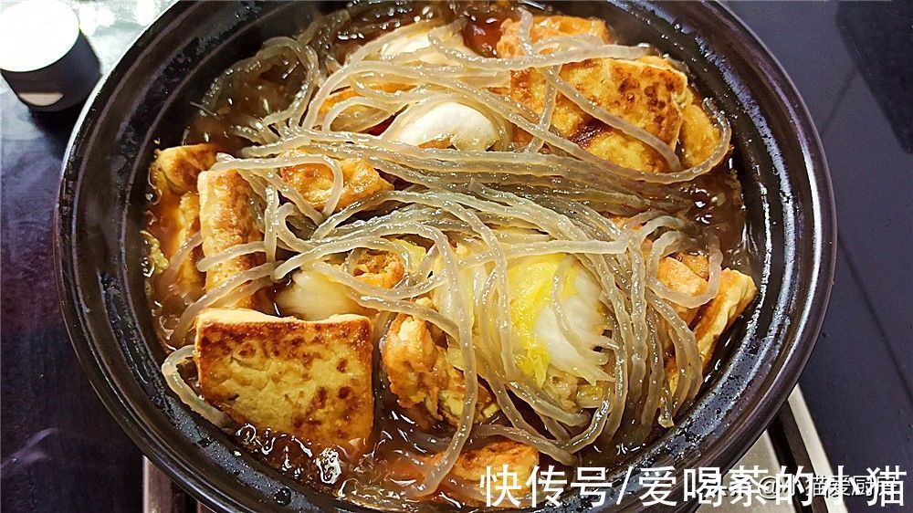 白菜豆腐煲粉条,鲜香微辣好吃开胃下饭,冬天吃完浑身暖和