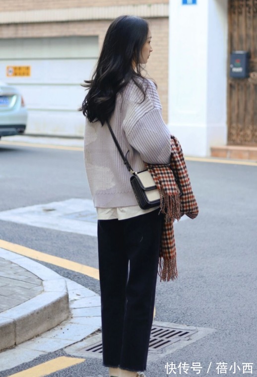 大衣|拯救不完美的腿型,还得靠这一条“直筒裤”,穿对秒变腿精!