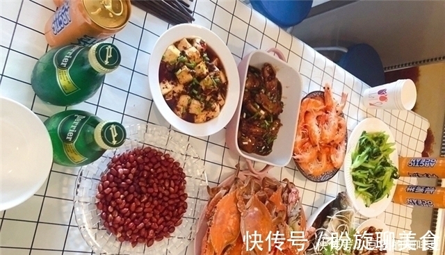 小白菜|婆婆请亲戚来家中做客，我下厨做一桌家宴，上桌后觉得很有面子