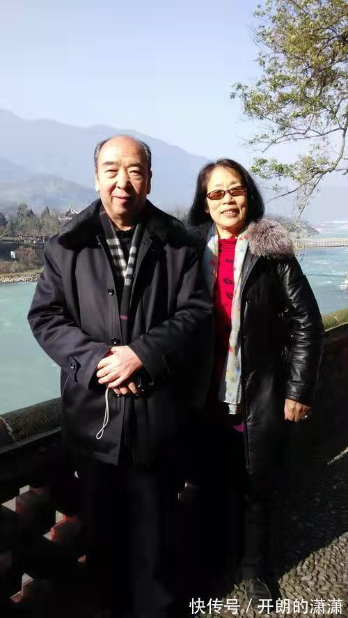 笔生@忆昔彤庭望日华 才思俊逸笔生花