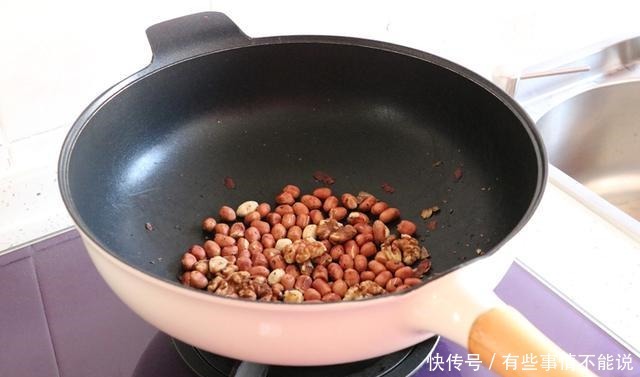 想吃芝麻糊不用买，教你在家做，真材实料无添加，做法还简单