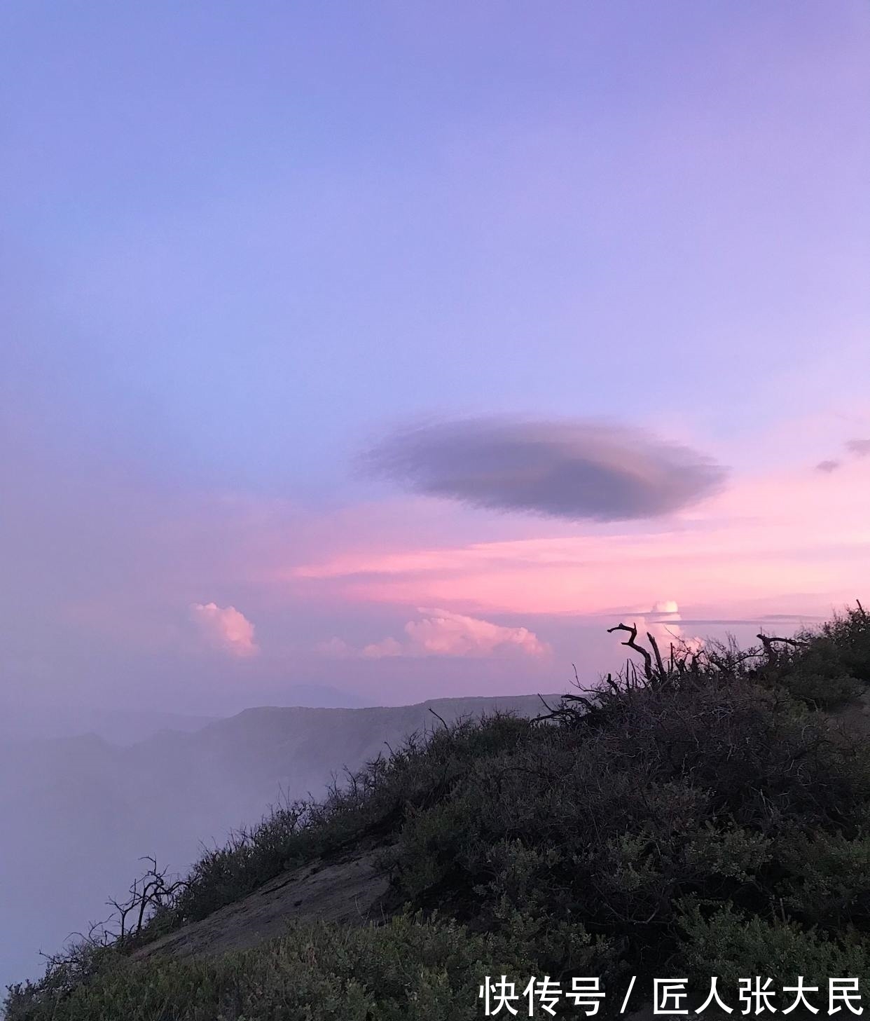 张九龄!宰相张九龄很惊艳的一首诗,送同事出城当官,最后10字豪放又浪漫