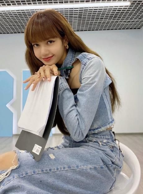 《青你3》力邀Lisa回归,老熟人再次加盟,加上他们收视不用愁了