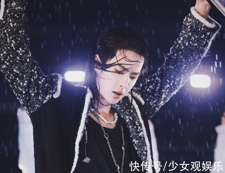 蔡徐坤加盟江蘇衛(wèi)視，肖戰(zhàn)去向不明，湖南衛(wèi)視邀請華晨宇跟他倆