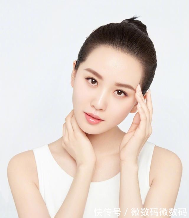 晕染 为什么粉底液刚上脸很白,下午就变暗沉因为很多人做错了这一步!