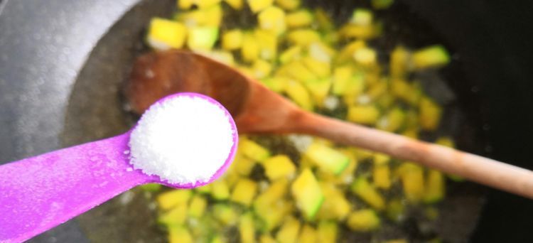 均匀|做了几十年的疙瘩汤,才知道个办法颗粒均匀,口感也更好