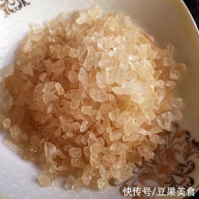 上桌妙光的冰糖肘子，这个冬日别再错过啦