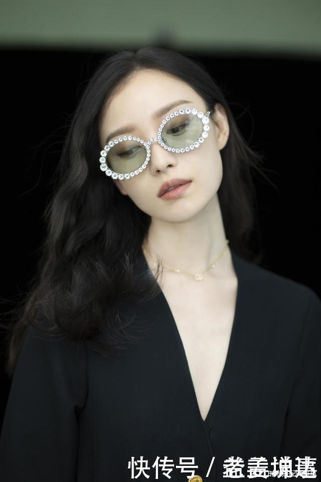 圆脸|根据脸型选发型!圆脸适合波波头,瓜子脸适合韩式发,时髦显脸小