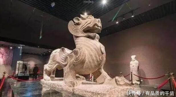 参展|农民挖出6吨重“神兽”,50年后去美国参展,一天赚400万