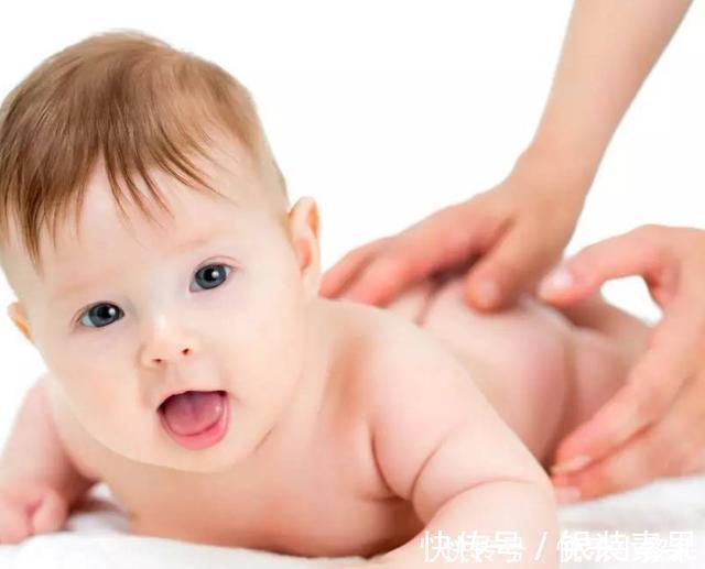 按摩|常摸宝宝4个部位,孩子不仅睡得好,大脑发育也更聪明