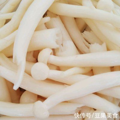 小青菜|#少盐饮食 轻松生活#菌菇虾滑汤