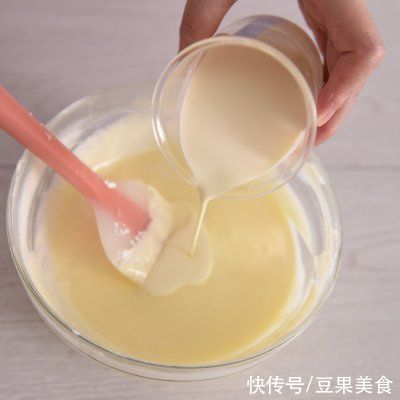  蓝莓乳酪派在家也能做|超经典的新年聚会甜品 | a8463