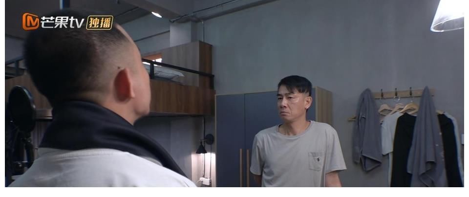 谈话|《哥哥》陈小春阵营发力,短视频逗笑观众,隐藏彩蛋看明到了吗?