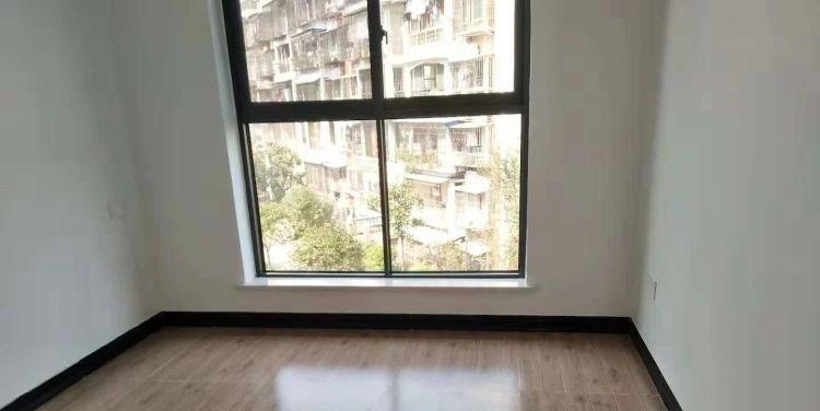白墙|100㎡简装三居室，硬装只花6万块，全屋白墙，不做吊顶也挺美