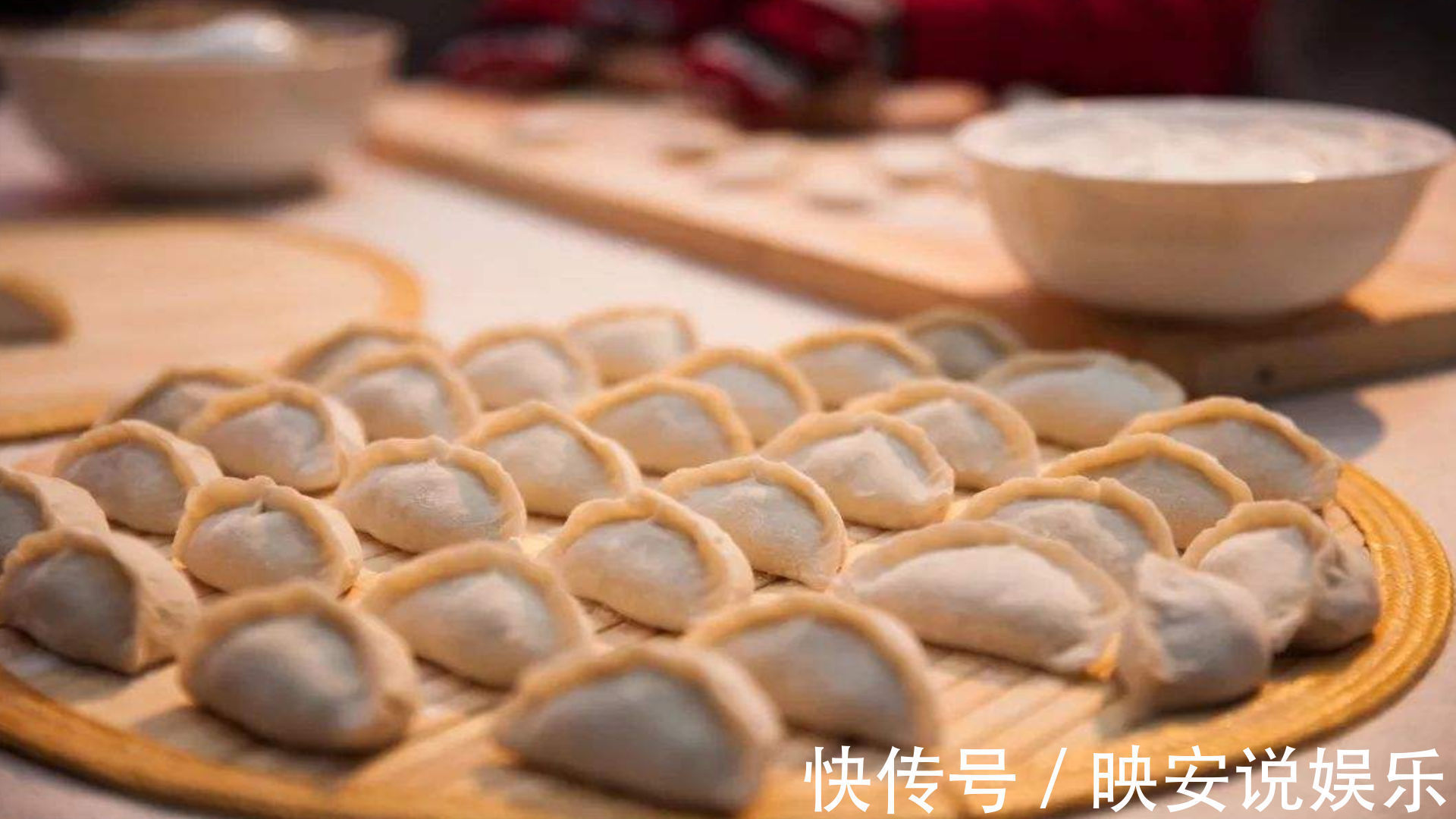 猪肉馅饺子怎样做才好吃关键2个诀窍，不腥不腻，全家都爱吃