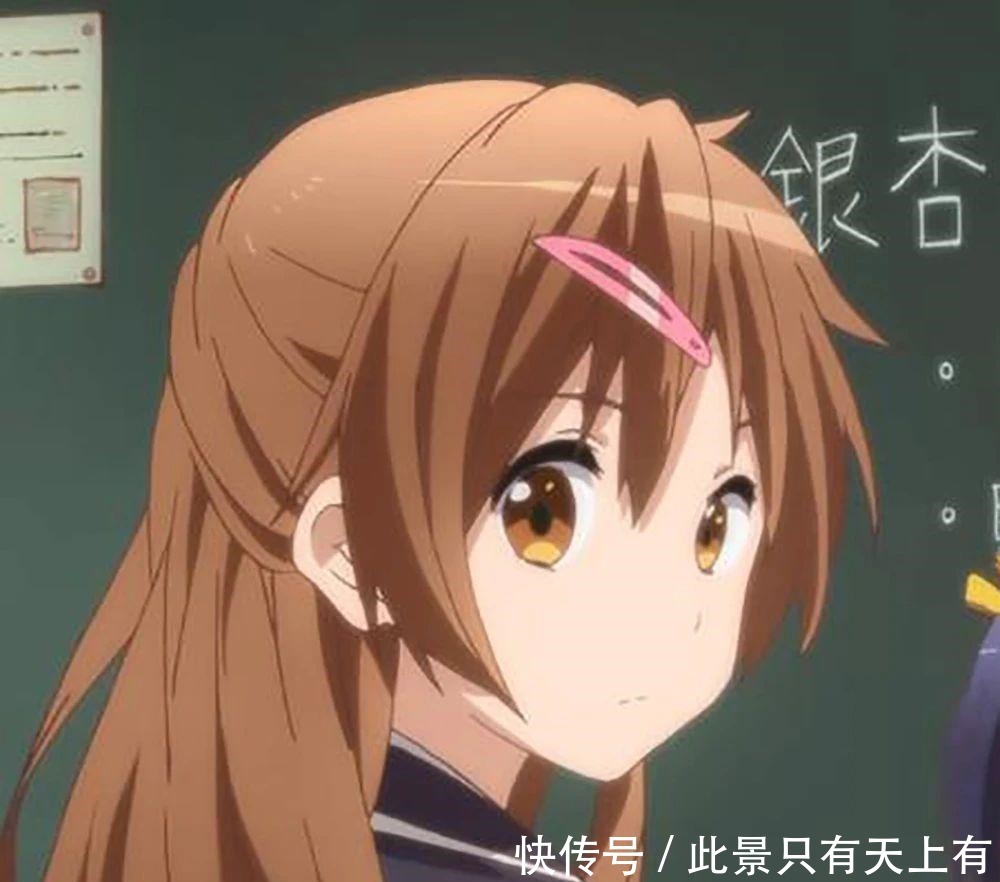 这些人长得很像亚丝娜,一不小心真会认错,不信你试试看!