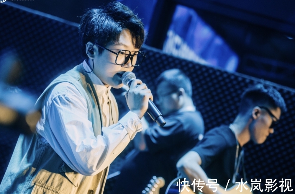 吳莫愁|300萬網紅參加《好聲音》,李克勤為她轉身,那英的點評卻帶著刺