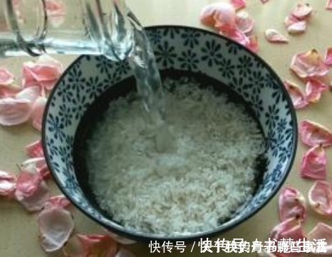 松软|煮米饭时,直接加水煮是大错,多做2步,出锅松软香甜,颗粒分明