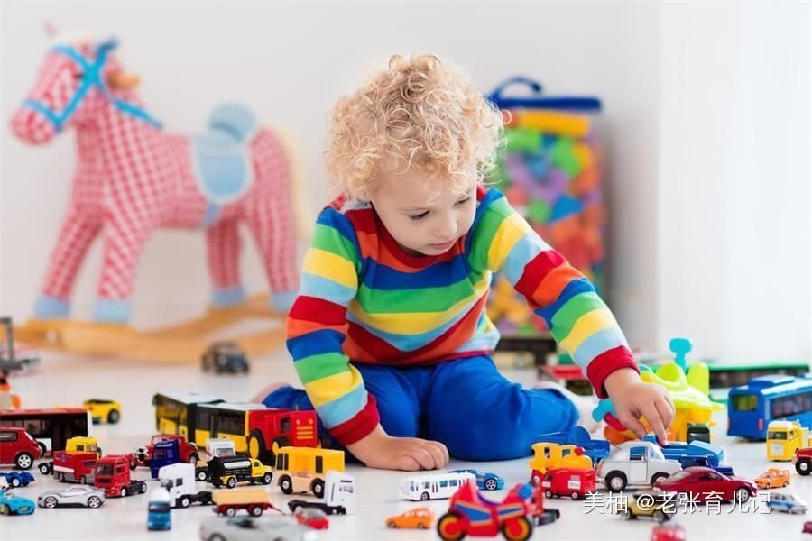 孩子|为何老人尽心带娃，却总得不到儿女的理解？多半是这两个原因