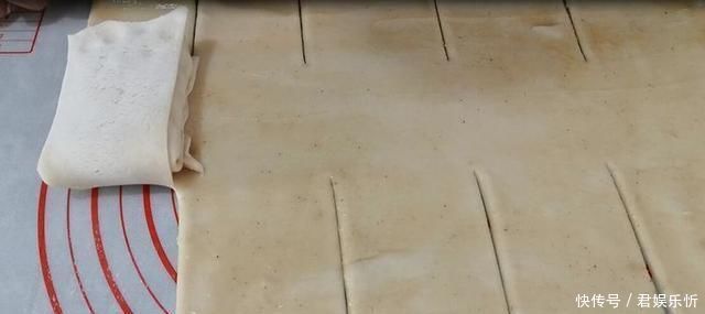 发面饼简单的做法,别直接上锅烙,加上这一步出锅比面包还香