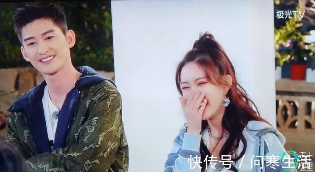 苏芒问:李雪琴和辣目洋子选哪个?看看郭麒麟的回答吧