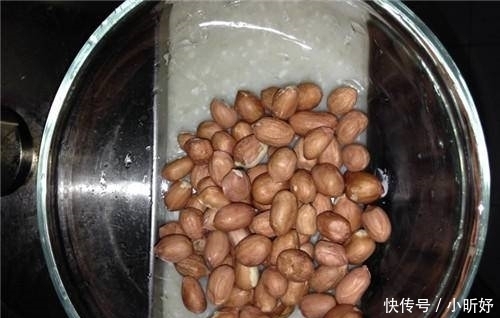 红枣和它煮，是穷人的“造血库”，补血又暖宫，上班族也能做！