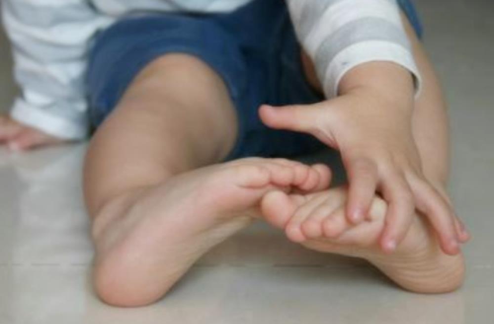 个子|能长成“高个子”的孩子，一般都有三个特征，看看你家娃有没？