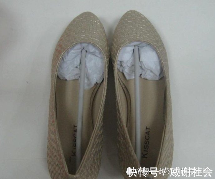 纸团 买鞋子时,鞋子里“那团纸”千万要留下来,别不当回事了,快看看