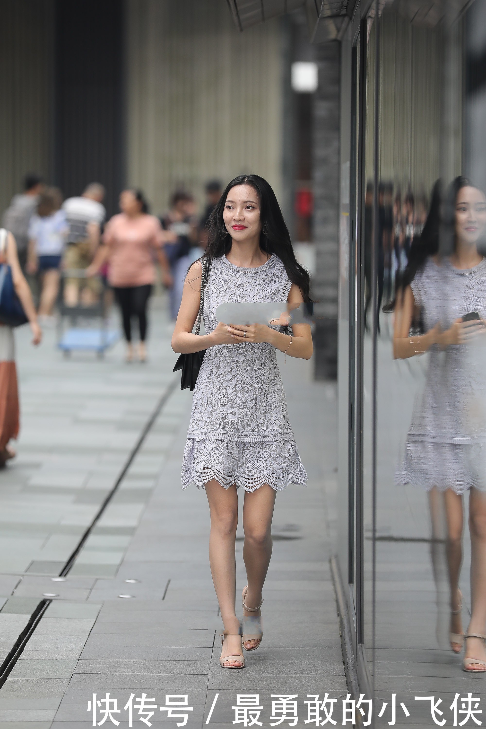  气质|灰色连衣裙，穿出优雅女人气息