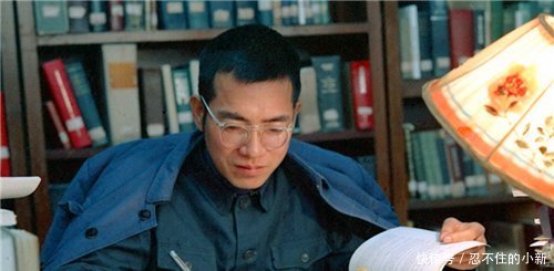 数学天才陈景润,47岁娶29岁漂亮军医为妻,唯一的儿子现状如何