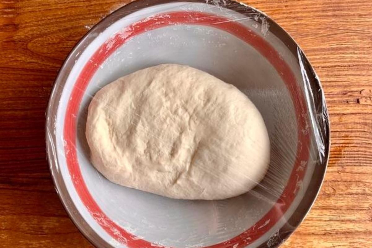 为啥你做的烙饼又干又硬?学会这招,烙好的饼层次分明、薄如纸