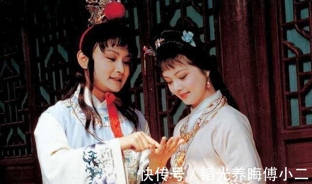 菂官@红楼梦:“杏子阴假凤泣虚凰”藕官的话其实就是宝、钗、黛的结局