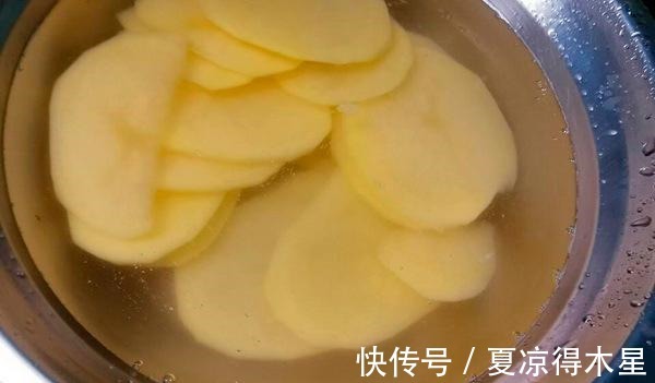 回锅肉这么做就对了，不油不腻，配饭或下酒随意！