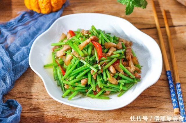  茼蒿茎|这个菜貌不惊人，却营养丰富，可惜很多人冷落了它！