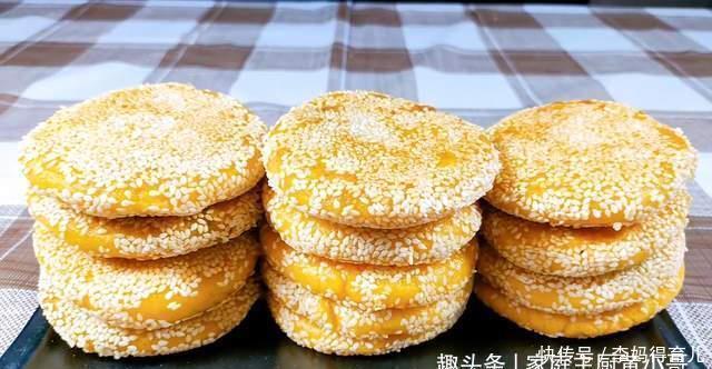 红薯饼最好吃的做法,操作简单,外酥里香,吃了这个红薯饼,美味